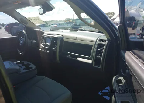 2015 Ram 1500 Express из США, поврежденный, VIN 3C6RR7KTXFG676500